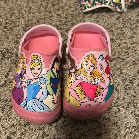 CROCS Shoes Disney Princess Crocs Size 3 Little Girls Poshmark